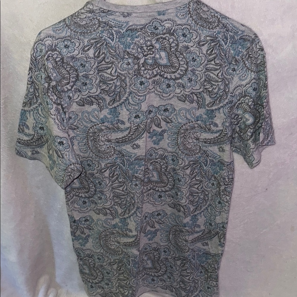Bevel Paisley T-Shirt - Picture 3 of 3